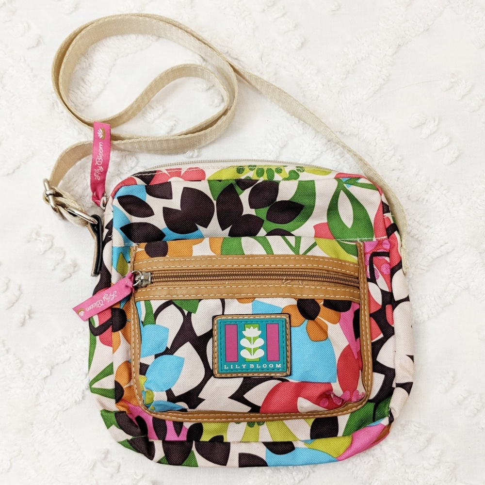 Lily Bloom SUSTAINABLE FASHION swing crossbody bag